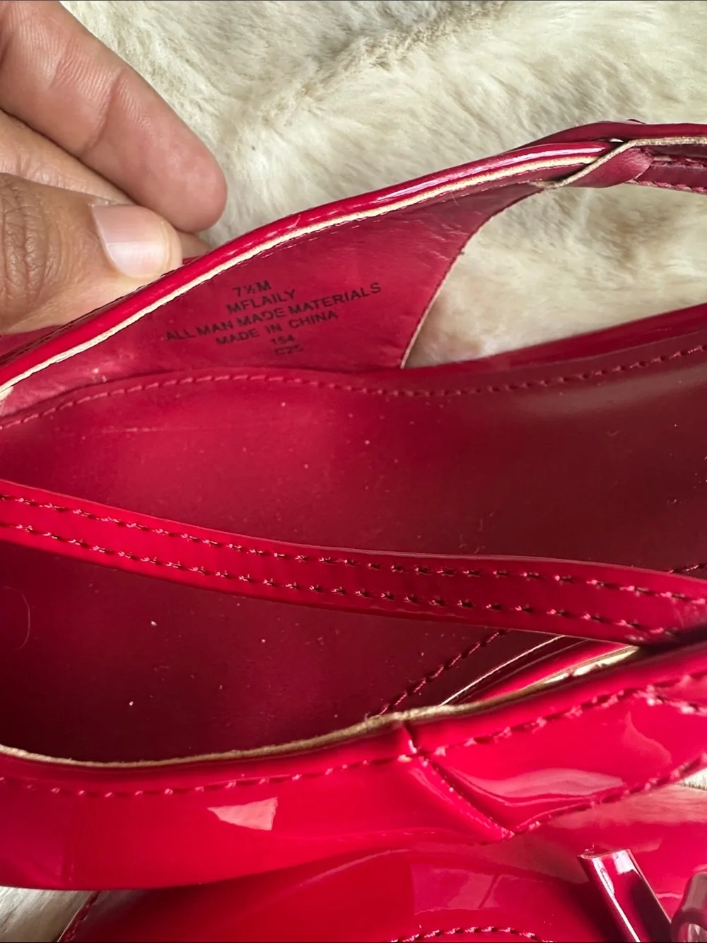 Marc Fisher  Laily Block Heel Slingback Pumps in dark red patent color Sz 7.5